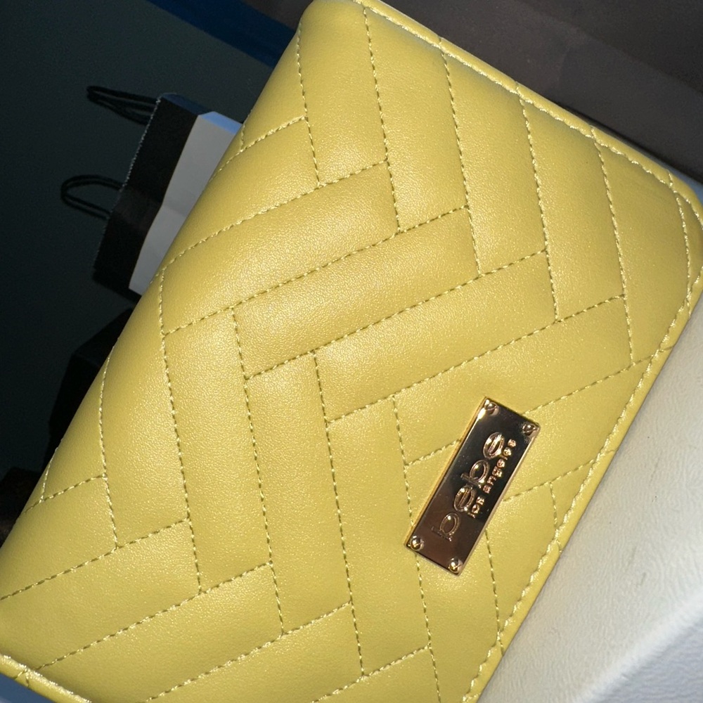Bebe Quilted Women's crossbody Bag